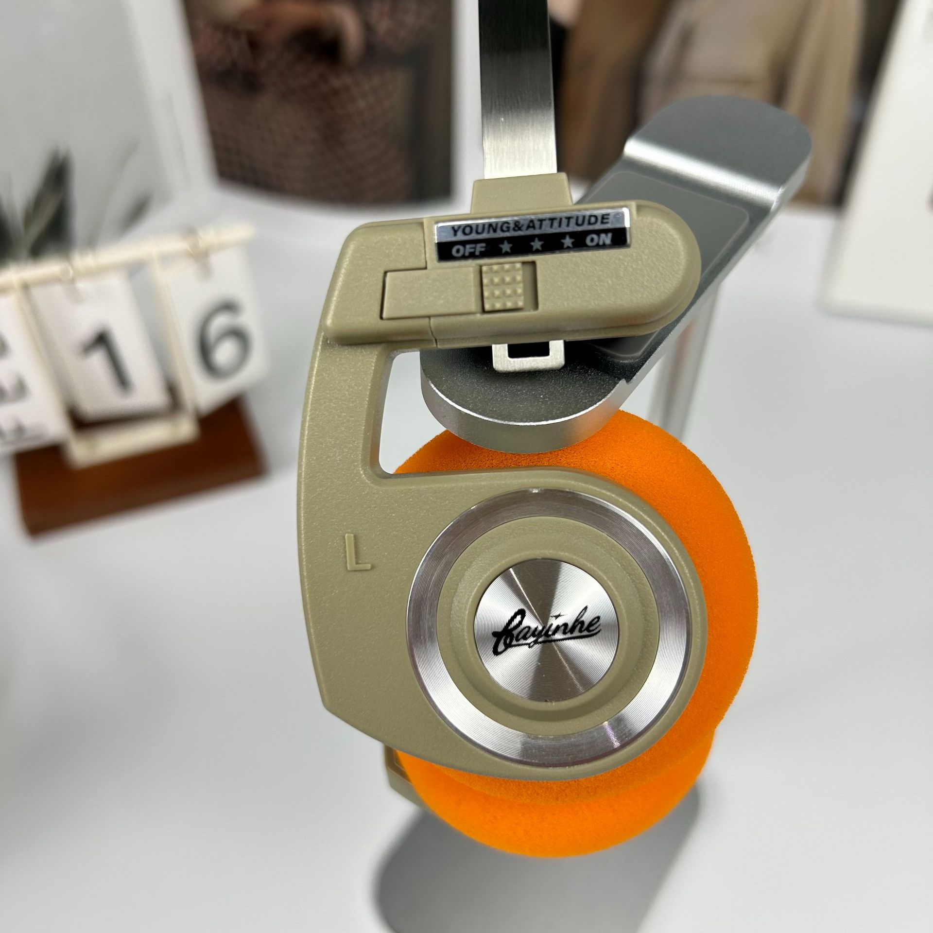 Retro Gaming Kc - Headphone Nirkabel Over-Ear Retro Bluetooth 5.3